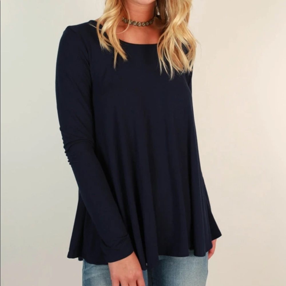 IMPRESSIONS BOUTIQUE - Navy Criss Cross Top